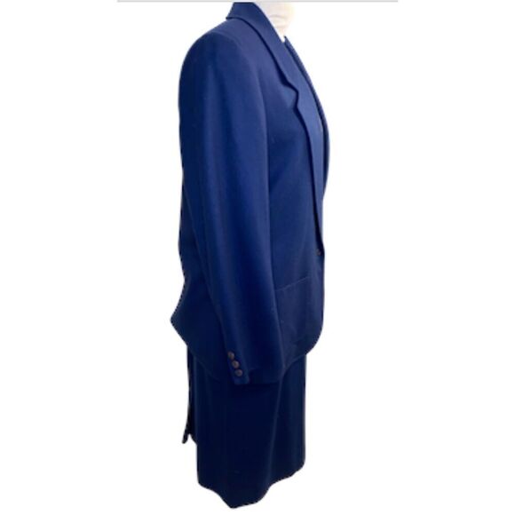 Pendleton Wool 2-Piece Blazer/Skirt Suit Navy Blue Sz. 14 Vintage. - Picture 3 of 8